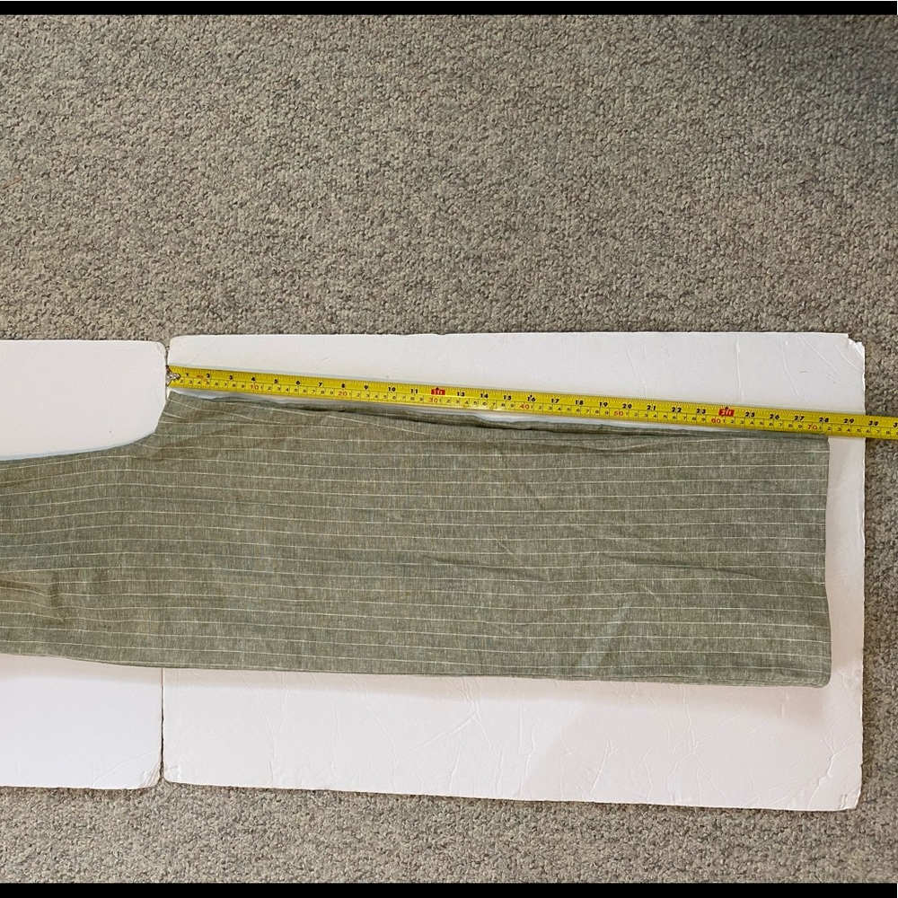 Romeo & Juliet Couture Jumpsuit - Picture 10 of 16